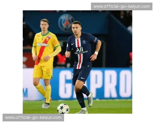 巴黎圣日耳曼公布法甲名单：登贝莱领衔，新援德罗入选