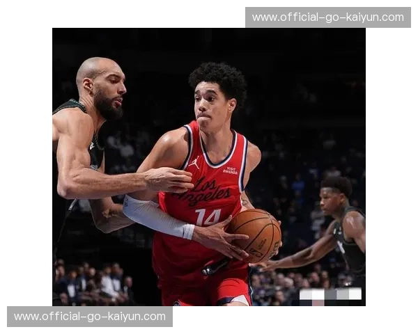 快船115-96轻取森林狼，莱昂纳德全面压制爱德华兹